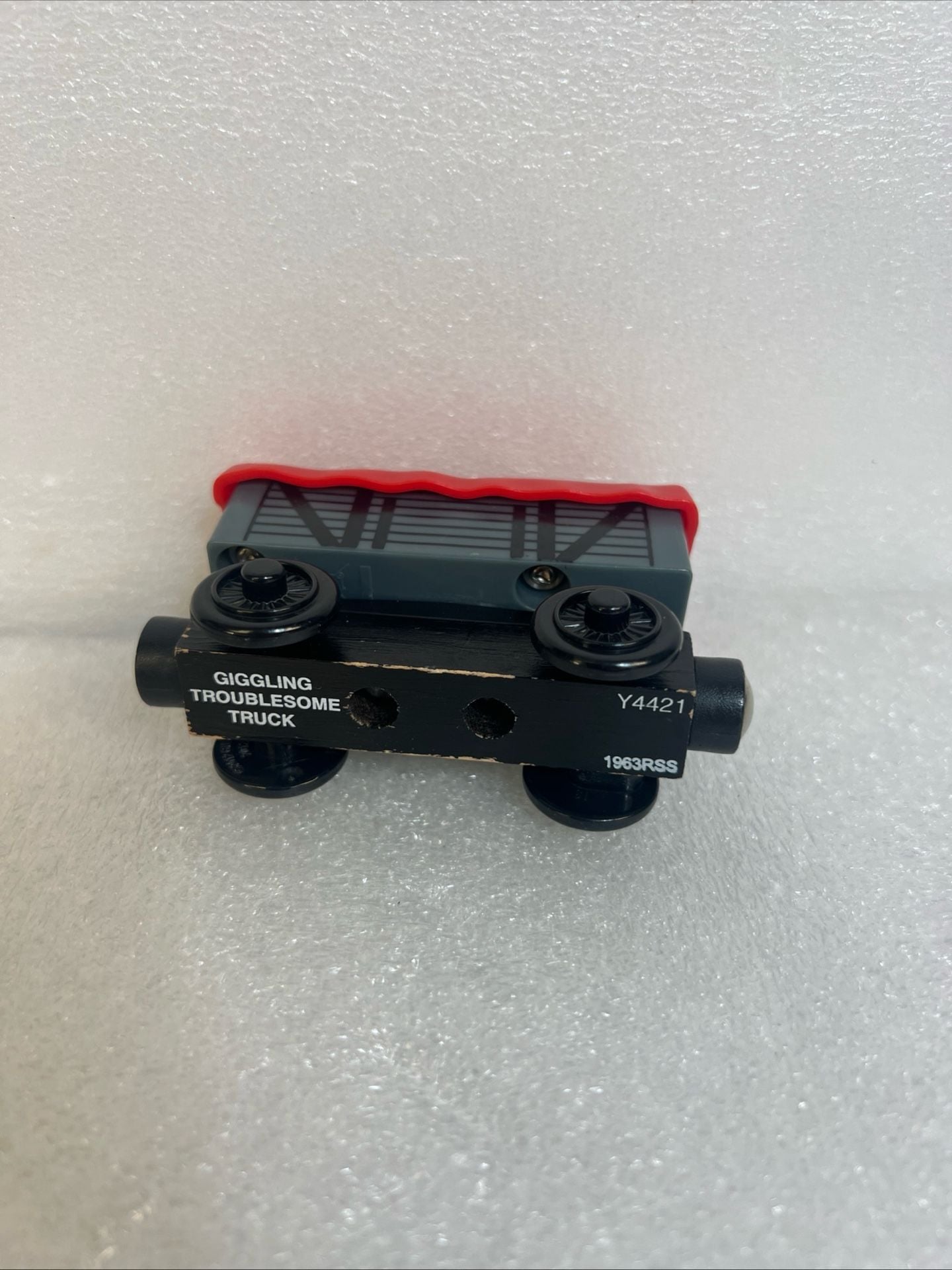Thomas & Friends Wooden Railway Giggling Troublesome Truck 4