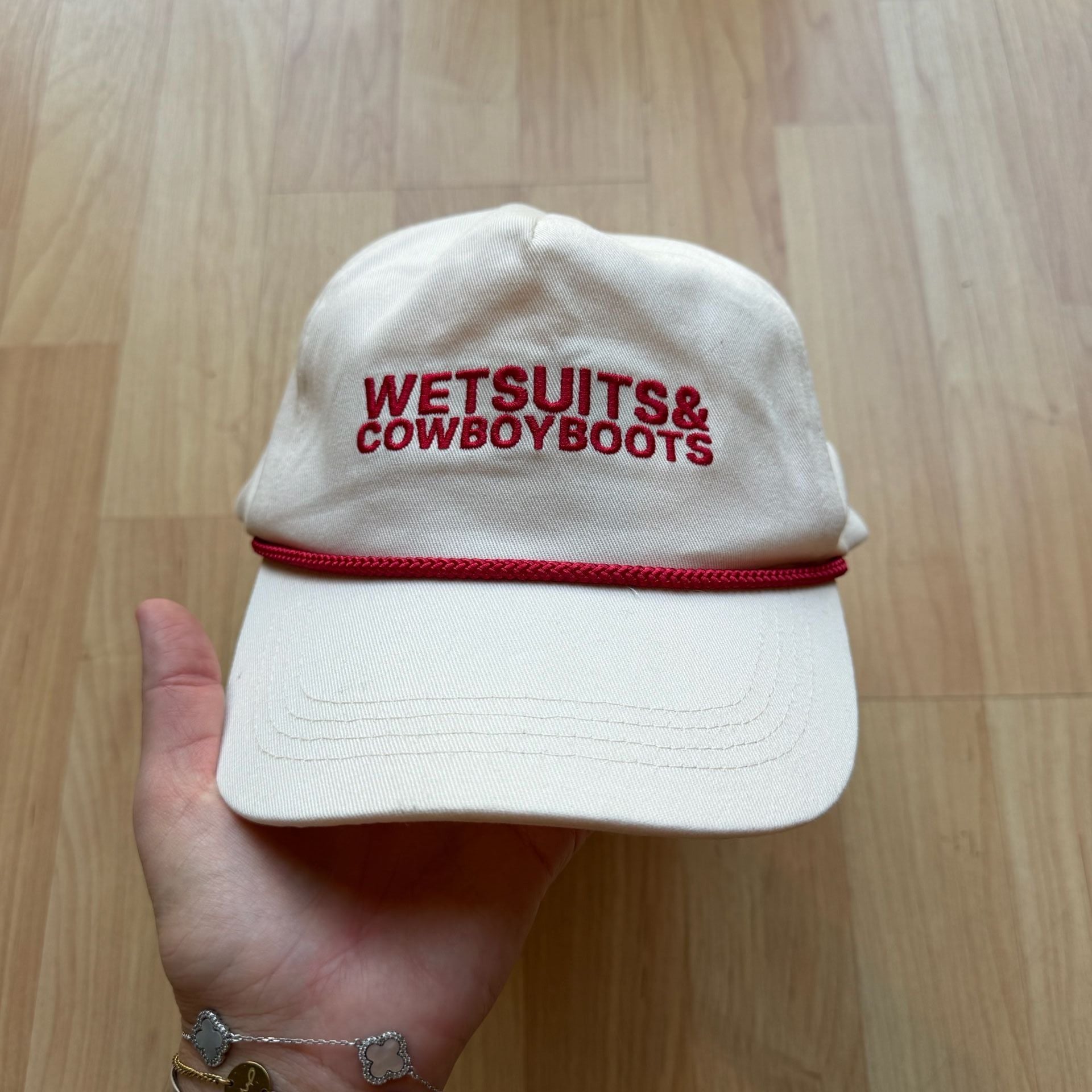Le Surf Wetsuits & Cowboy Boots Hat Westetn Surf White Red Snapback 2