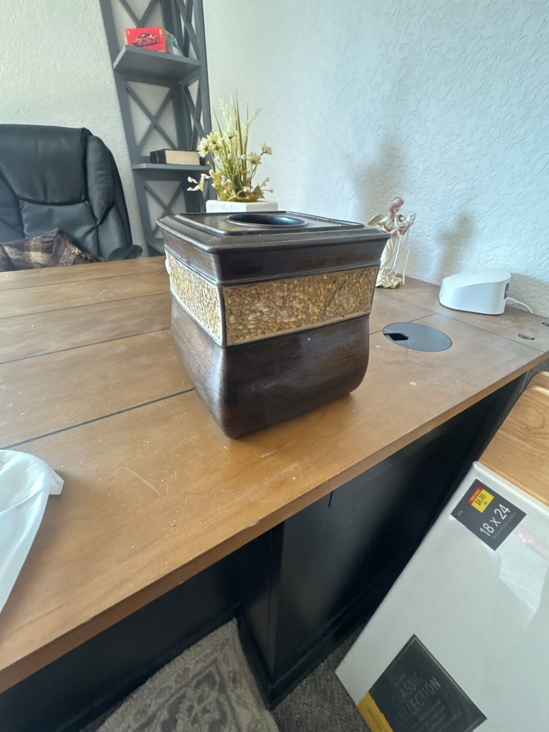 Morillo Brown Square Tissue Box Cover 2