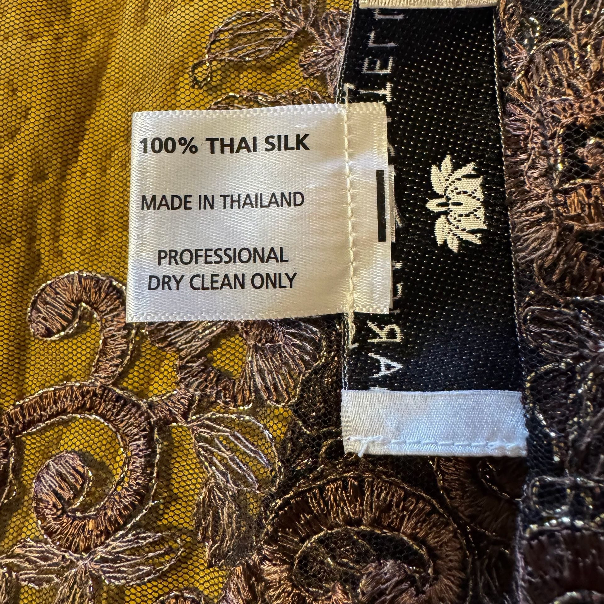 Marisa Baratelli Size 8 NWOT 100% Thai Silk Sheer Embroidered Jacket Formal 9