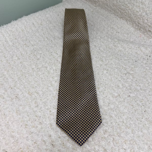 Brooks Brothers Silk Houndstooth Necktie Blue Gold