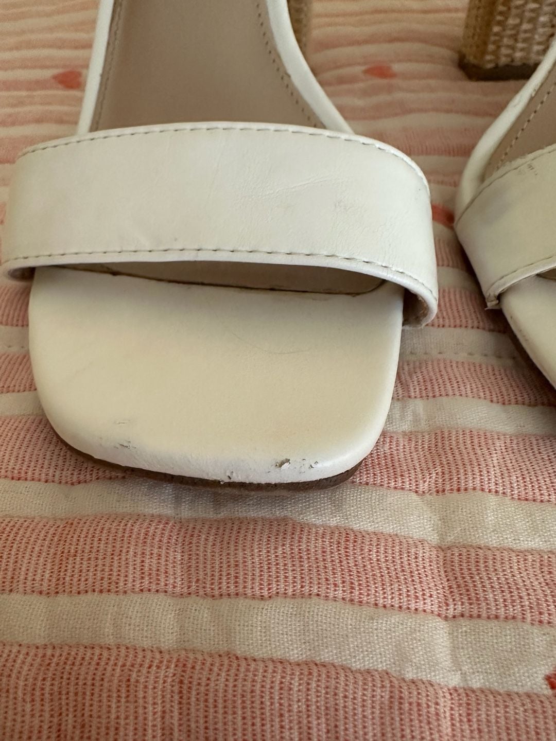 Kelly & Katie Caital Sandal Size 8.5M/38.5 White Ankle Strap Block Heel 7