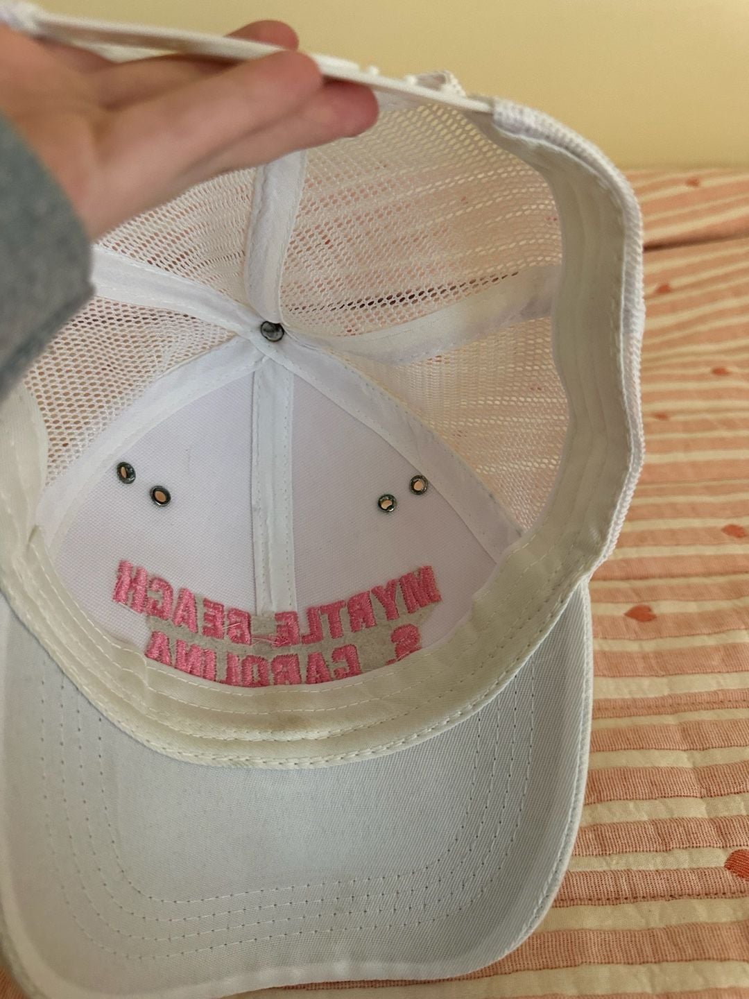 Souvenir Myrtle Beach South Carolina Trucker Hat White Pink 3