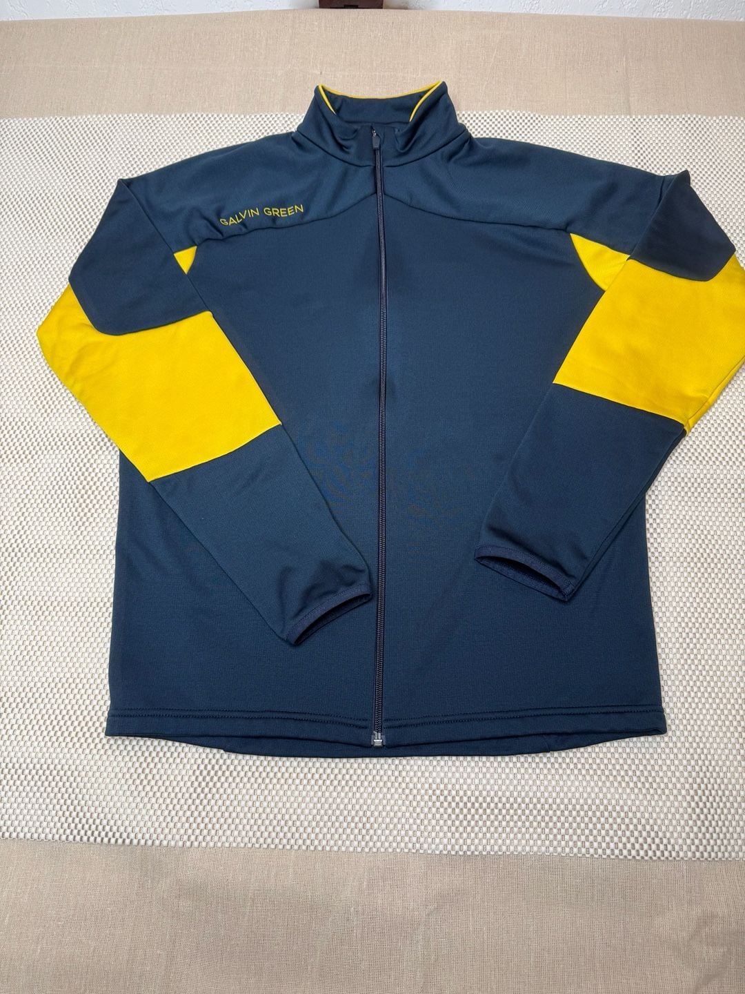 Galvin Green Men’s Full Zip Jacket Size M Navy Blue Yellow Golf 2