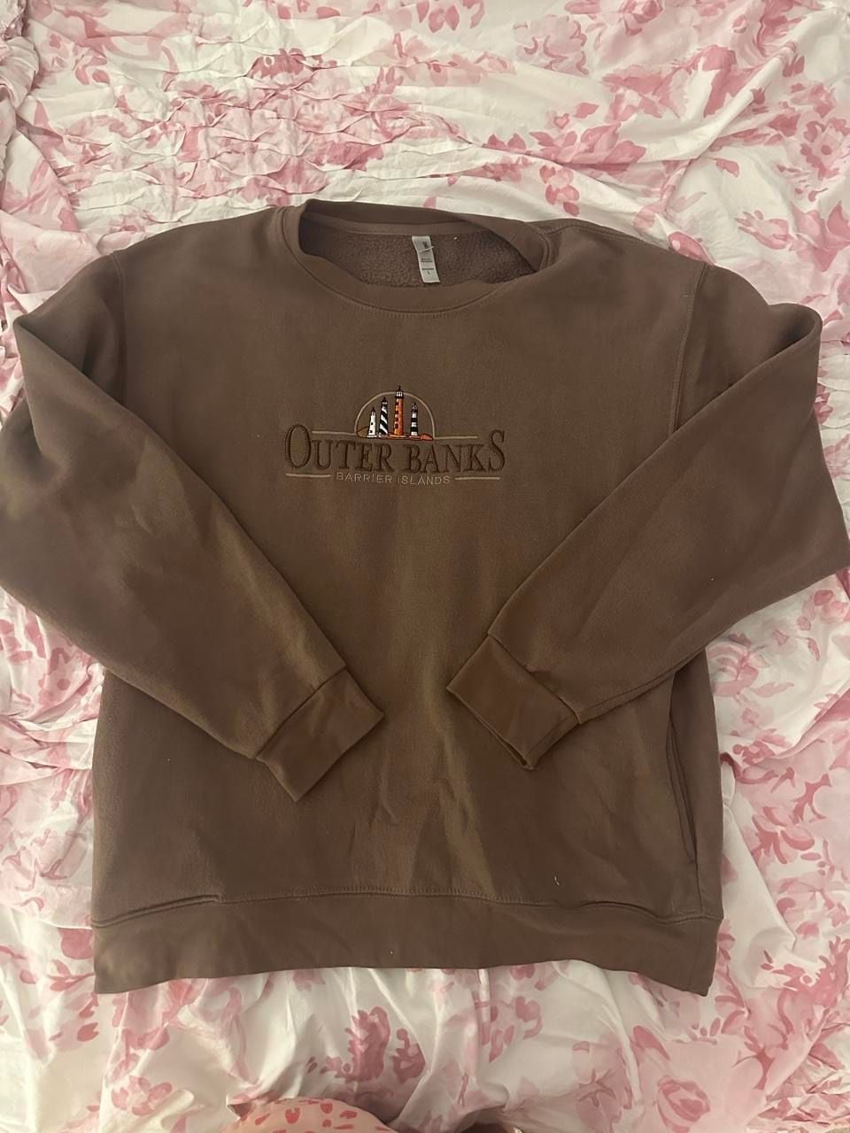 TEEMAX Outer Banks Sweatshirt Size L Brown Barrier Islands Lighthouse 2