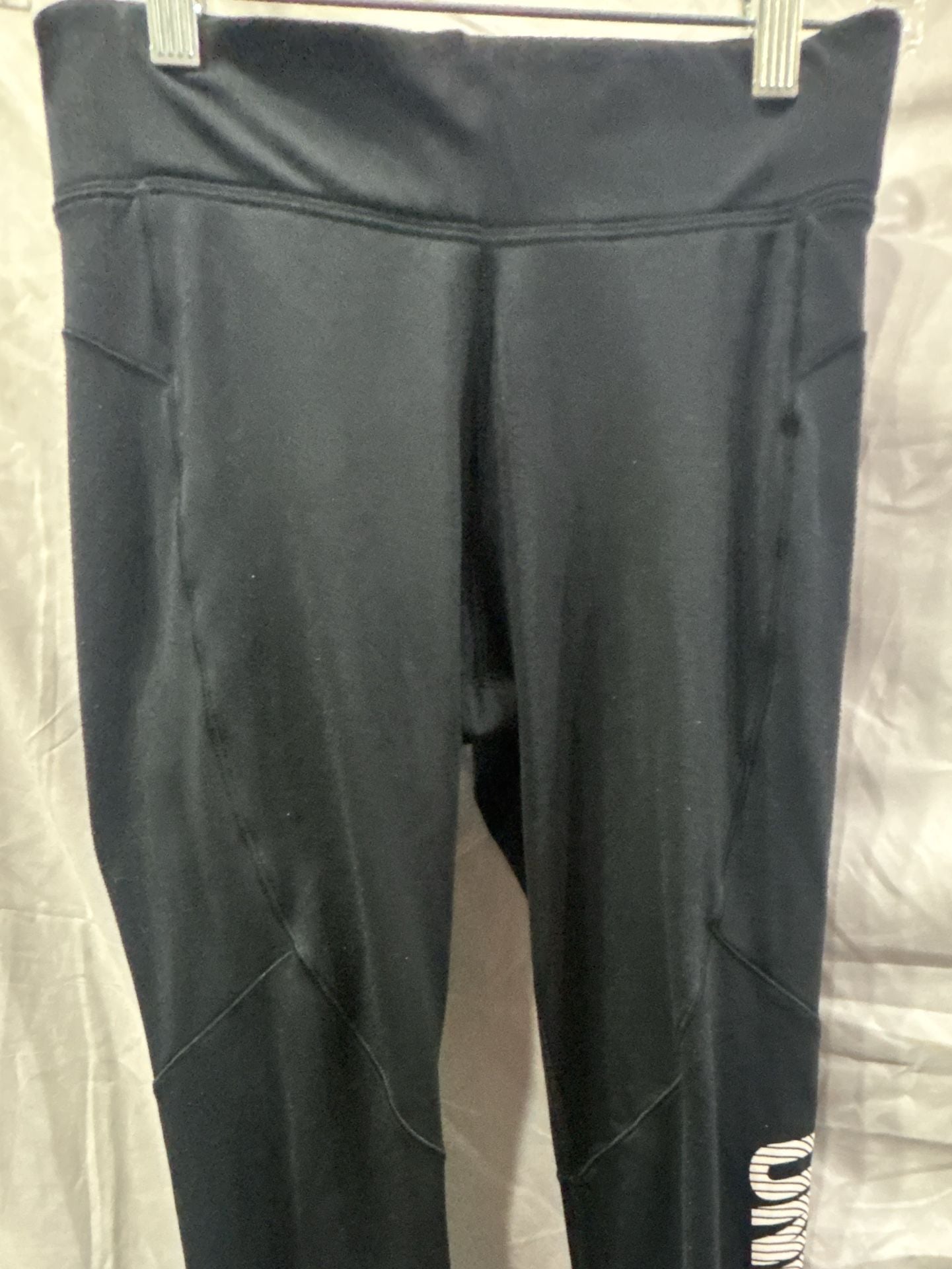 Under Armour HeatGear Leggings Black Graphic Size M 3