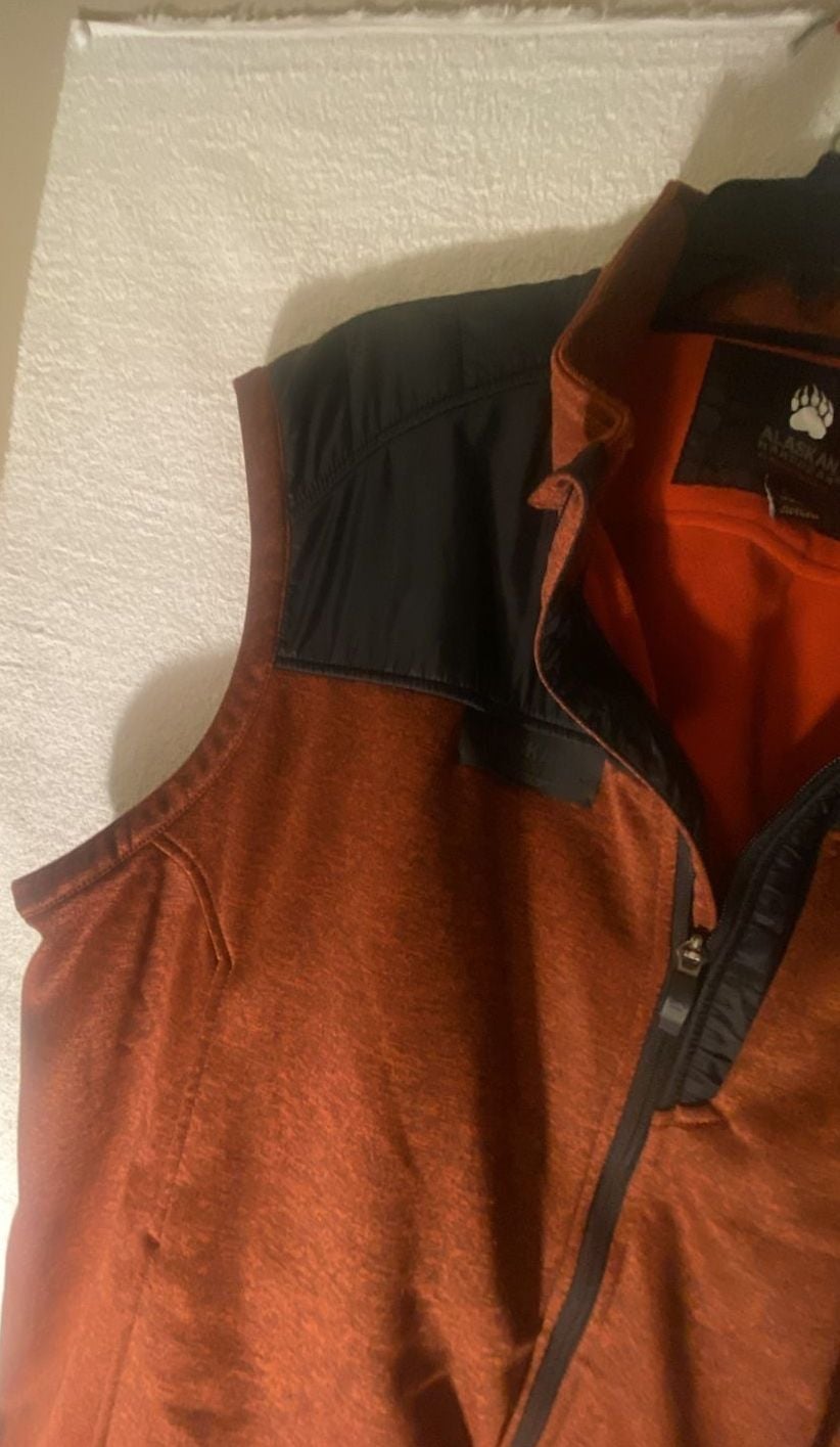 Alaskan Hardgear AKHG Men’s 3XL Fleece Vest Orange Black Full Zip Anti-Snag 8