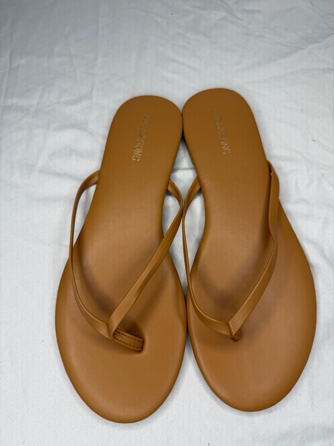 LULLASONG Flip Flops Size 9 Tan Round Toe Beach Sandals 2