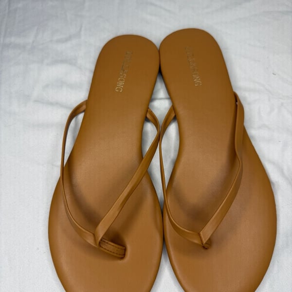 LULLASONG Flip Flops Size 9 Tan Round Toe Beach Sandals