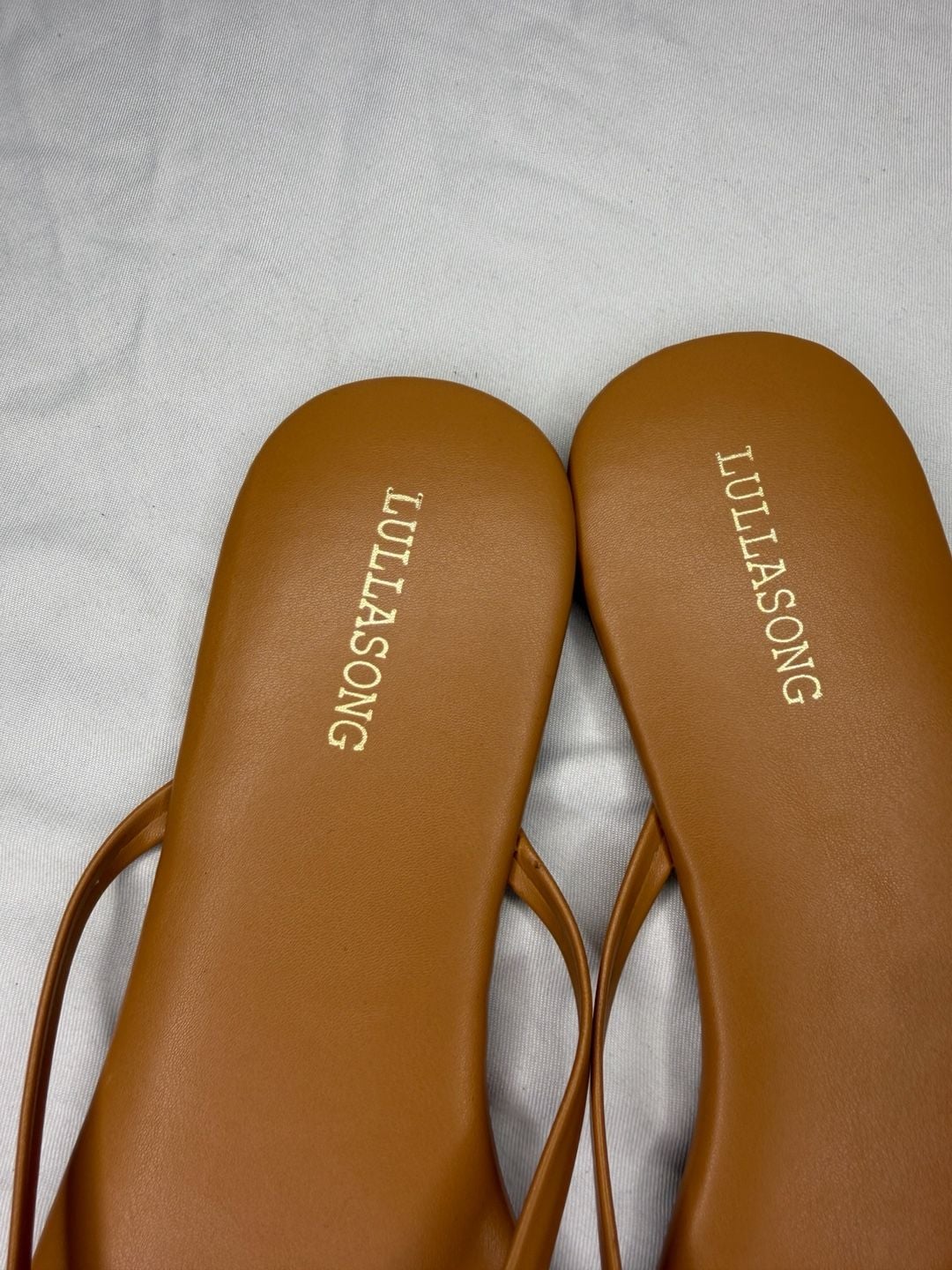LULLASONG Flip Flops Size 9 Tan Round Toe Beach Sandals 3