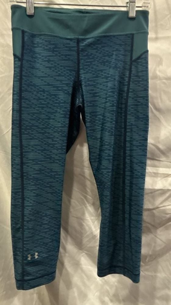 Under Armour Capri Leggings Blue Patterned Activewear Size M 2
