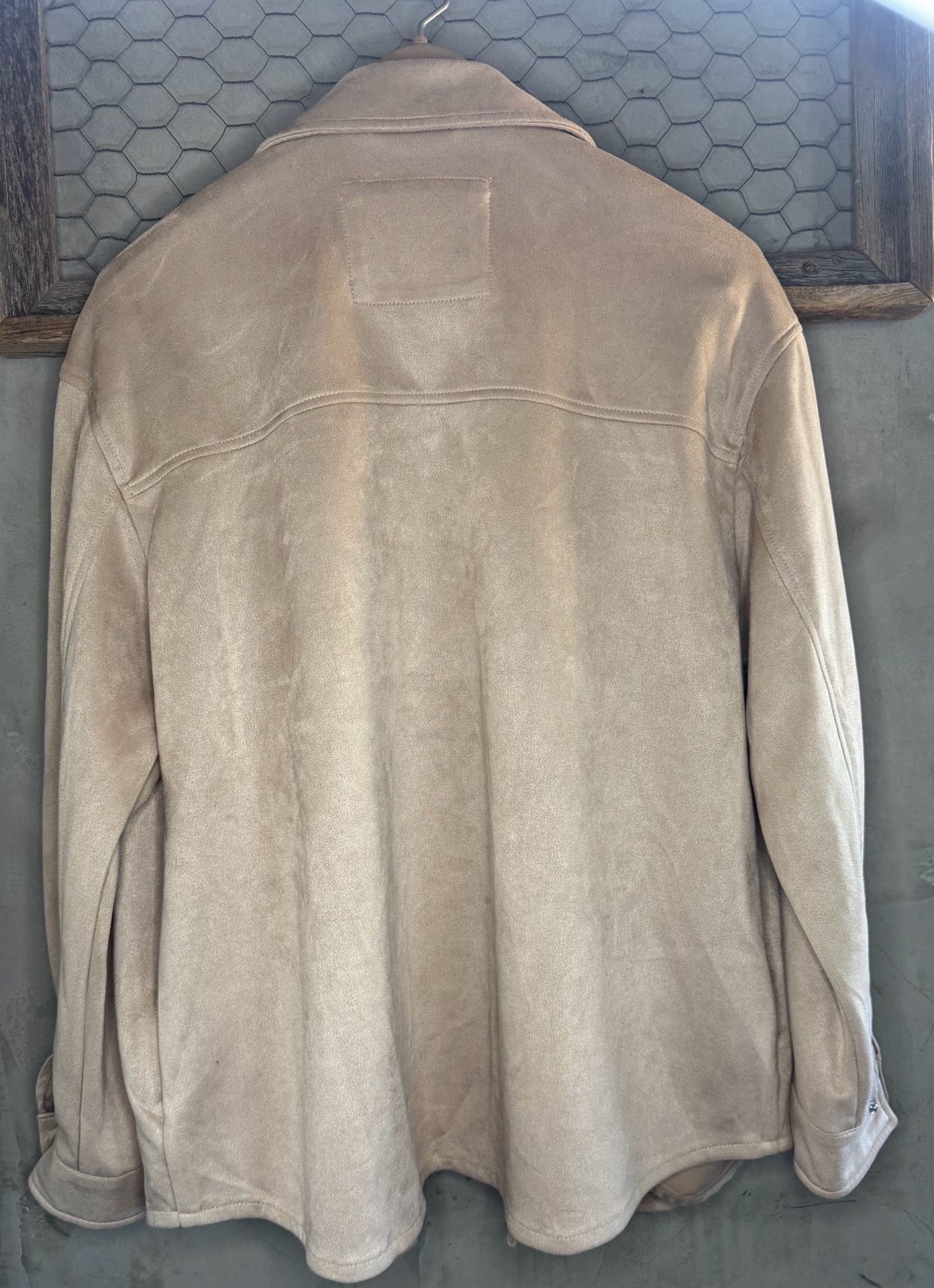 Levi's Faux Suede Jacket Size M Beige Snap Button Shacket 8