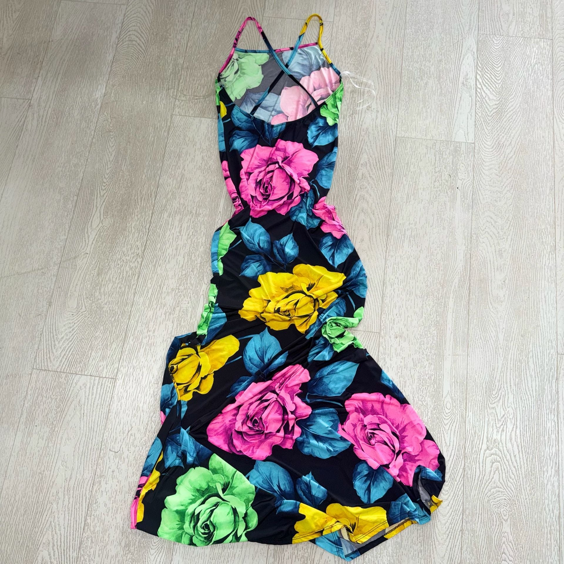MAGIA U.S.A. Floral Maxi Dress Size M Black Rose Print Cross Back 4