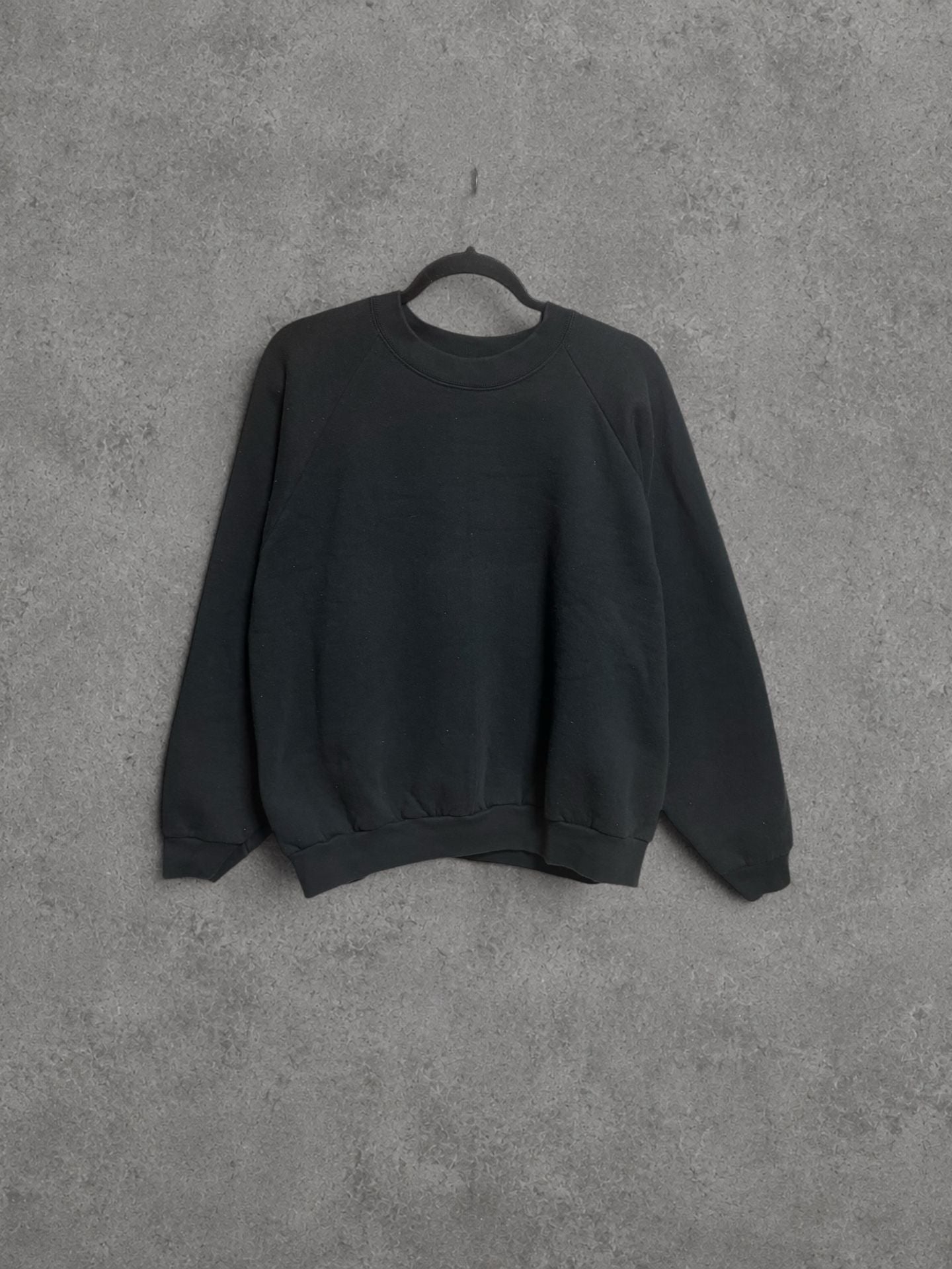 Black Blank Fruit Of The Loom Sweatshirt 2