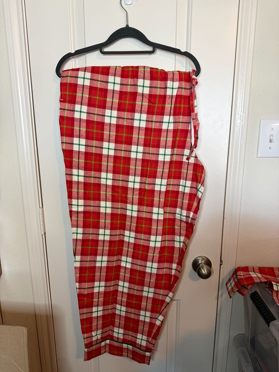 NWT Disney Santa Minnie Mouse Plaid Pajama Set Size 3X 2