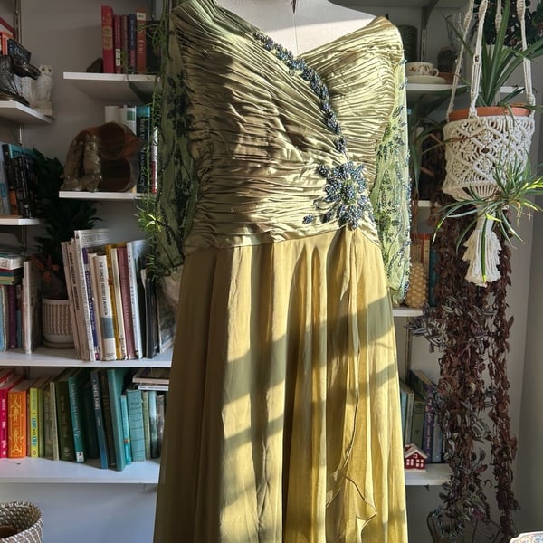 Mayqueen Couture Evening Dress Size 5XL Sage Green Beaded Long Sleeve