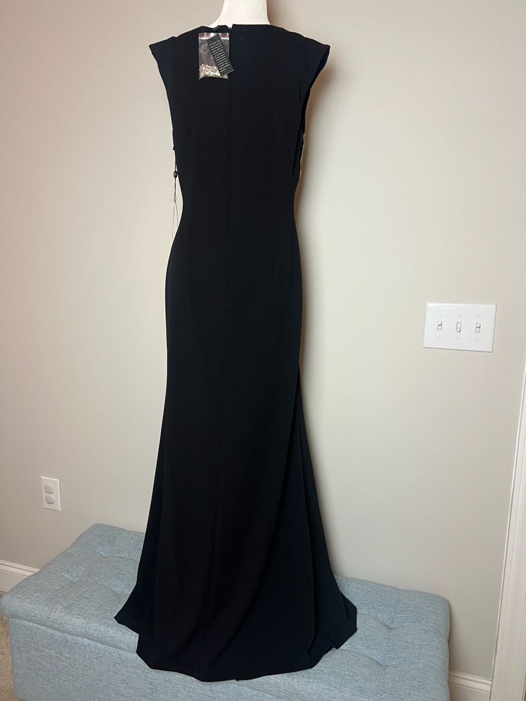 NWT Adrianna Papell Beaded Crepe Long Dress Size 10 Black 8