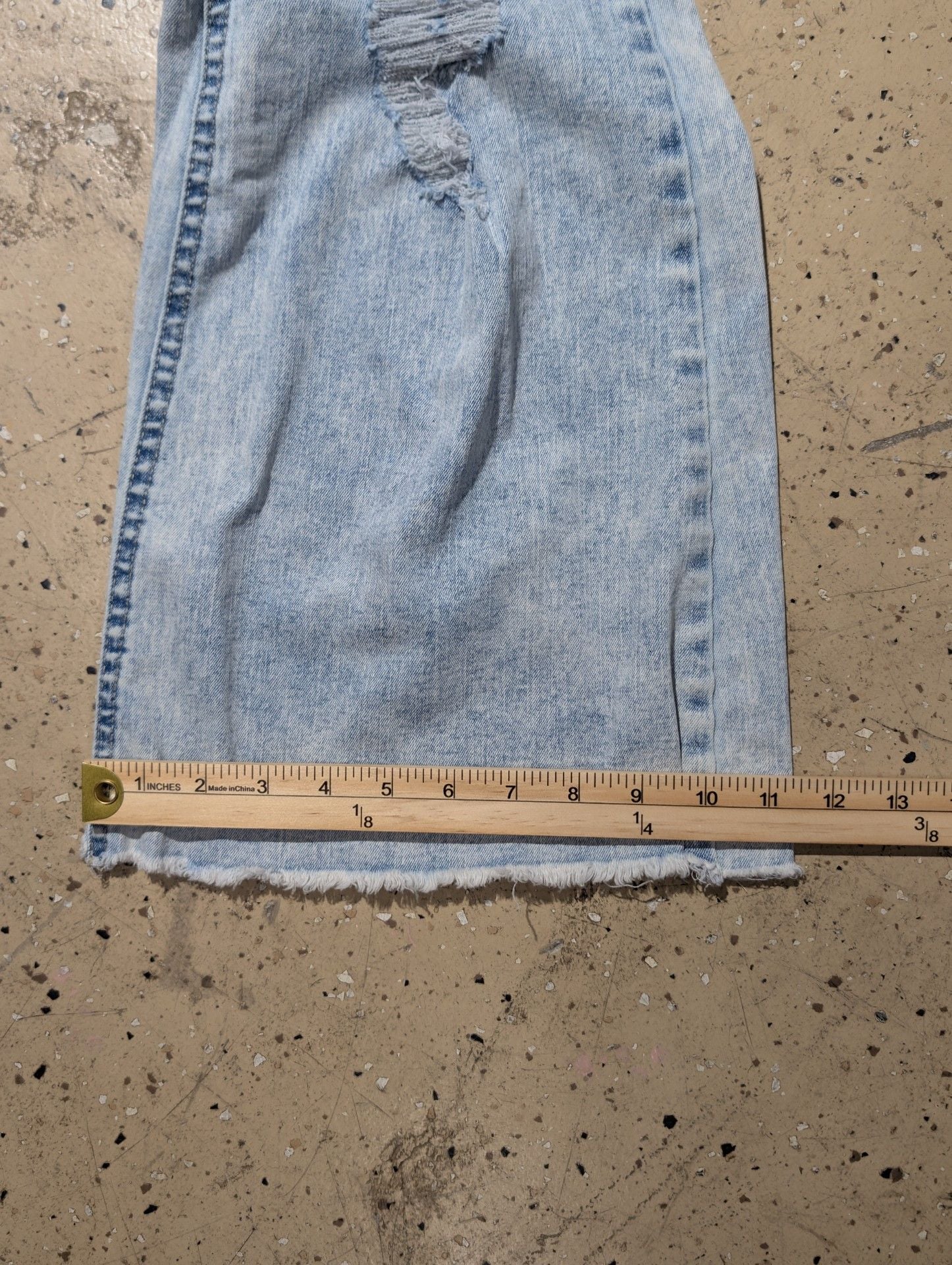 Tinseltown Jeans Size 20W Acid Wash Distressed Raw Hem 5