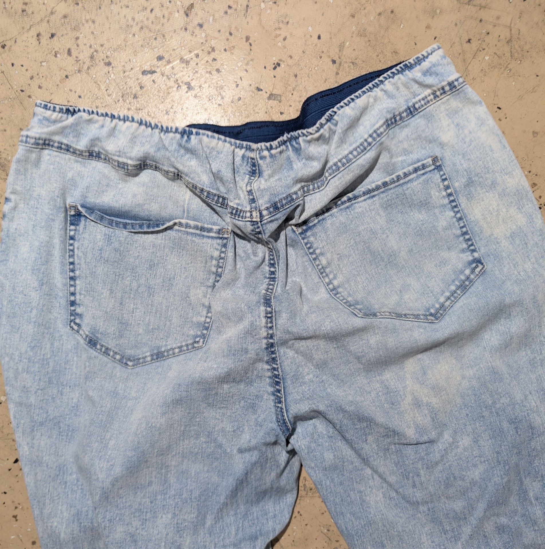 Tinseltown Jeans Size 20W Acid Wash Distressed Raw Hem 3