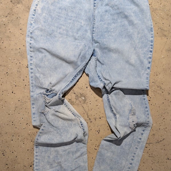 Tinseltown Jeans Size 20W Acid Wash Distressed Raw Hem