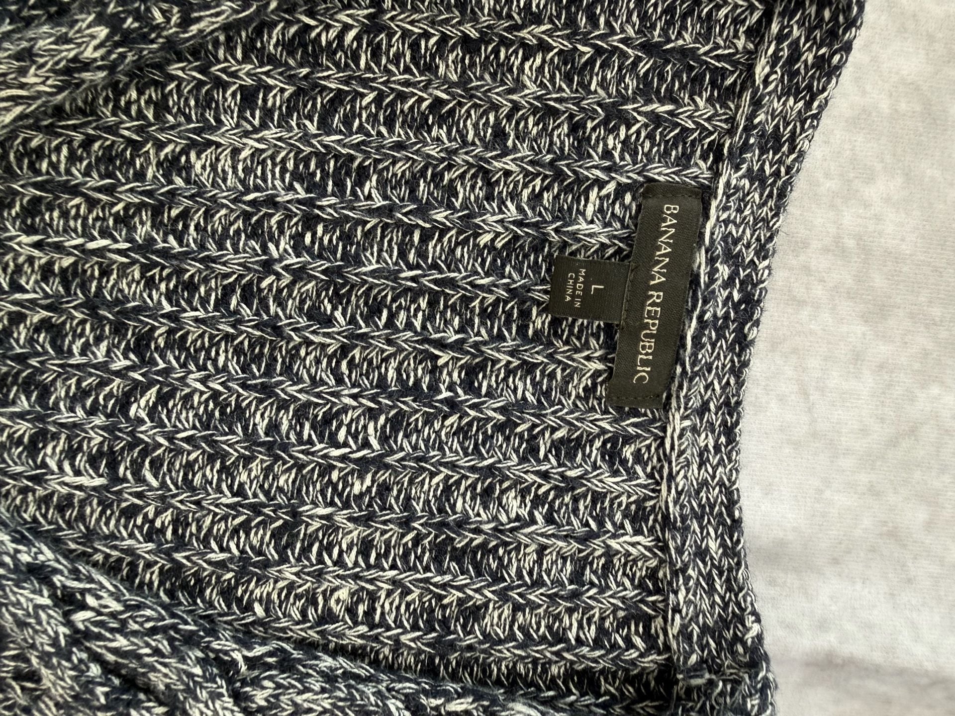 Banana Republic Sweater Size L Black White Marled Knit Pullover 4
