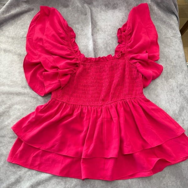 BiBi Blouse Top Size XL Pink Ruffle Flutter Sleeve Smocked Peplum