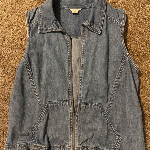 Christopher & Banks Denim Vest Size M Blue Zip Up Pockets