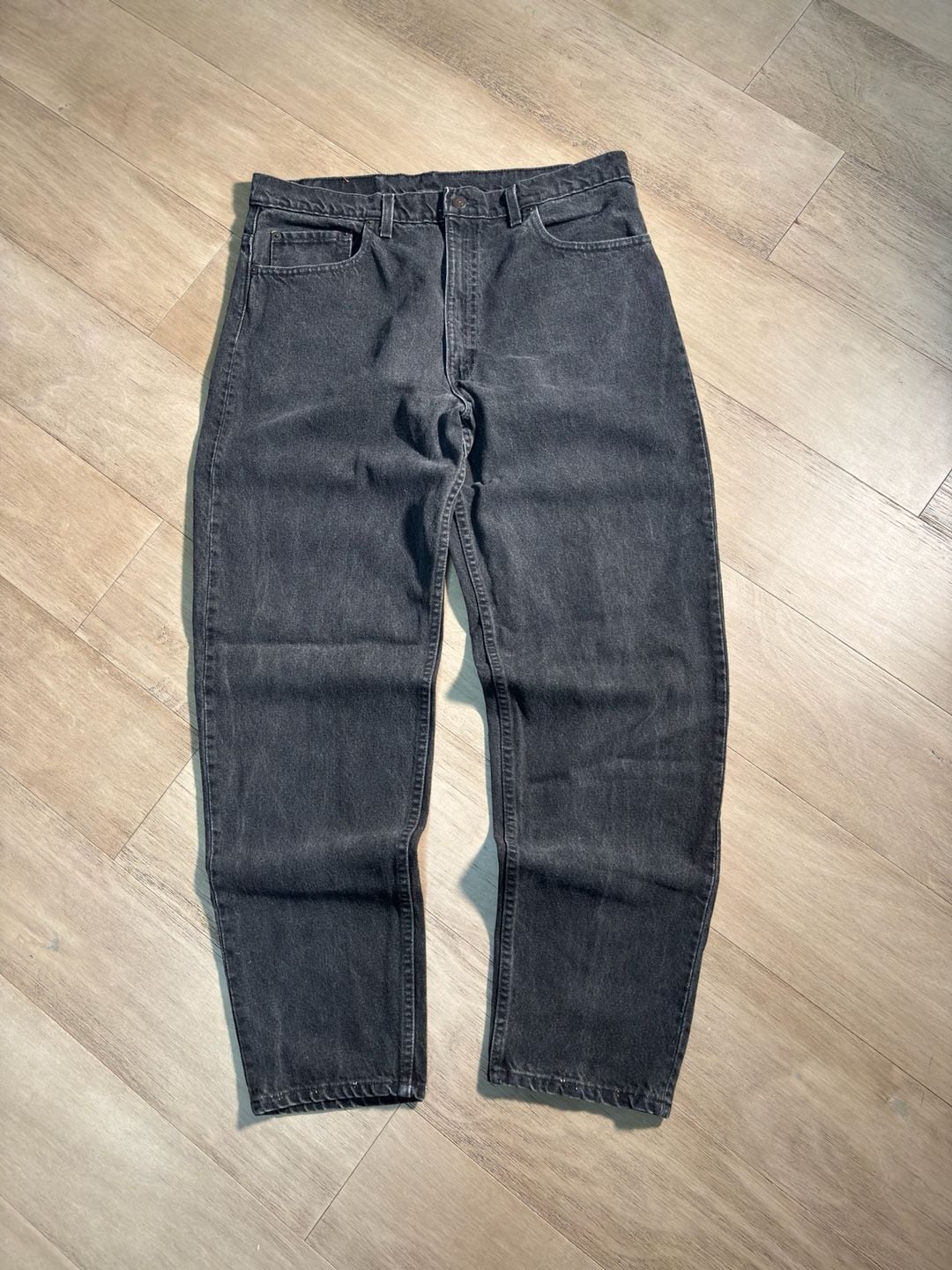 Vintage 90s Levi's 550 Jeans Size 38x32 Black Denim Relaxed Fit Made in USA 2