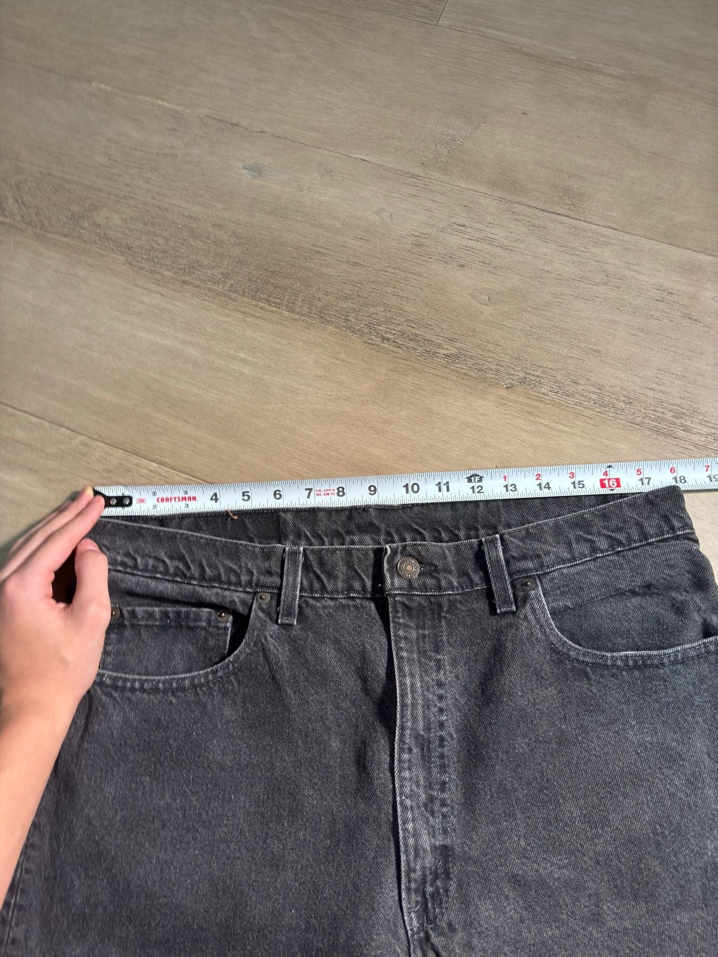 Vintage 90s Levi's 550 Jeans Size 38x32 Black Denim Relaxed Fit Made in USA 9