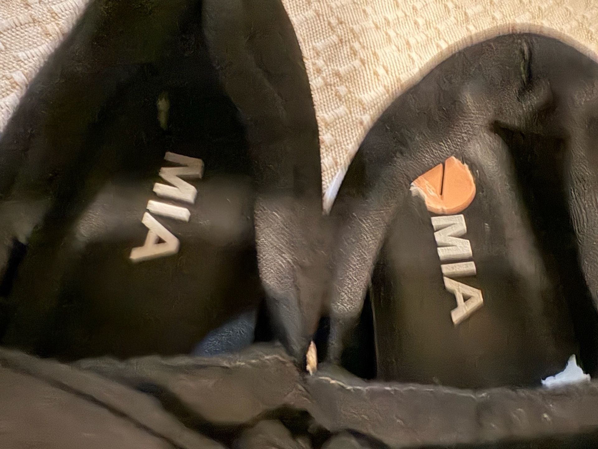 MIA Slip On Sneakers Black Velvet Knot Size 7 8