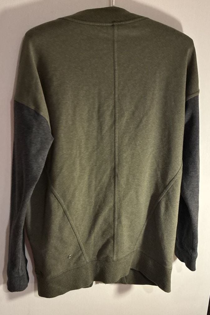 Lululemon Mula Bundle Wrap Jacket Size 4 Green Gray Asymmetrical Moto 5