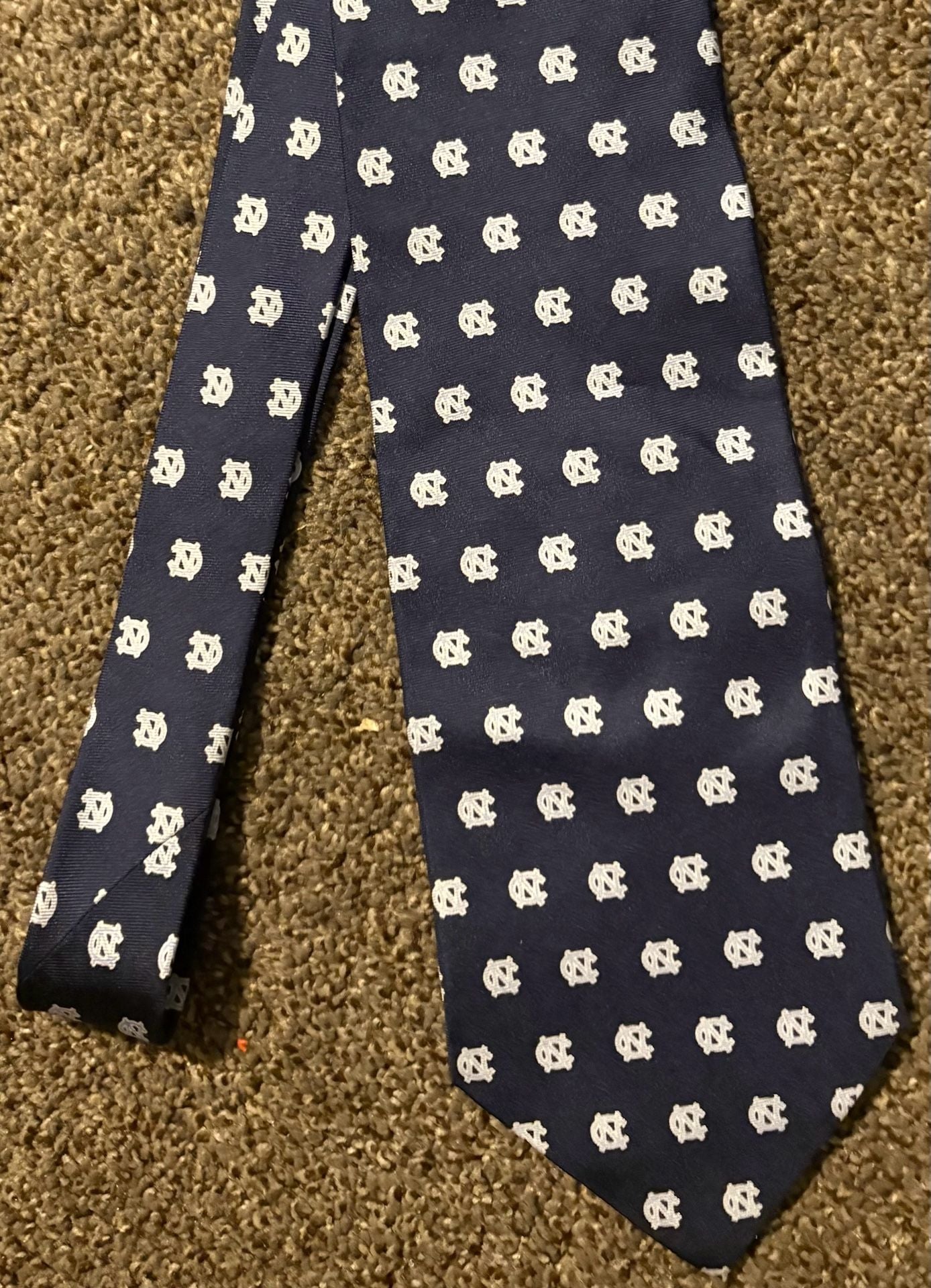 College Classics University of North Carolina UNC Tar Heels Silk Tie 2