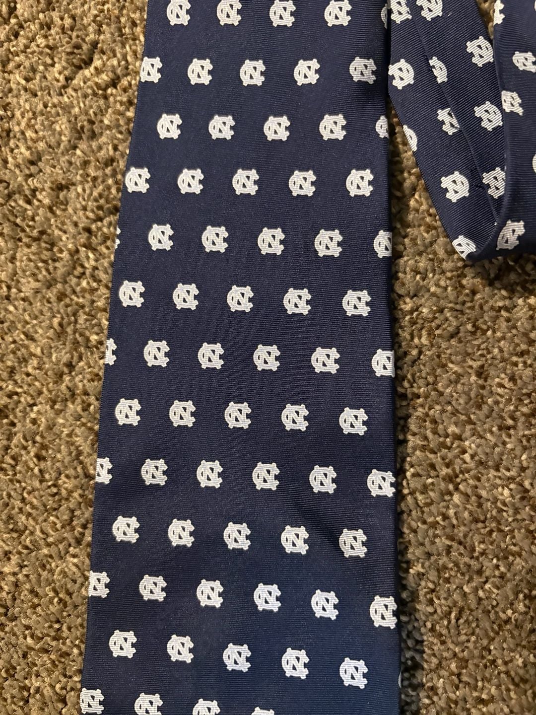 College Classics University of North Carolina UNC Tar Heels Silk Tie 5