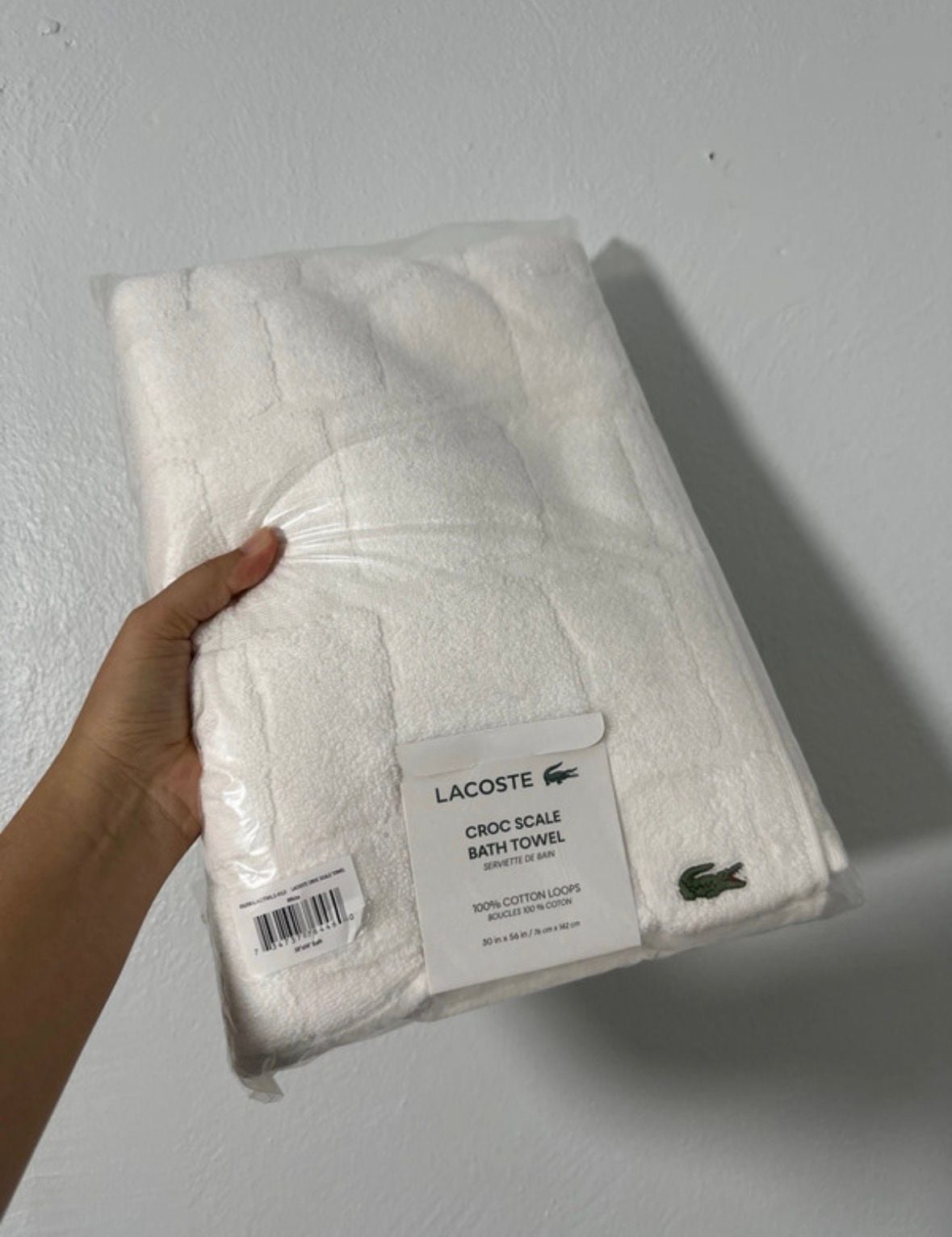 Lacoste Croc Scale Bath Towel Size 30 in x 56 in White Cotton 1
