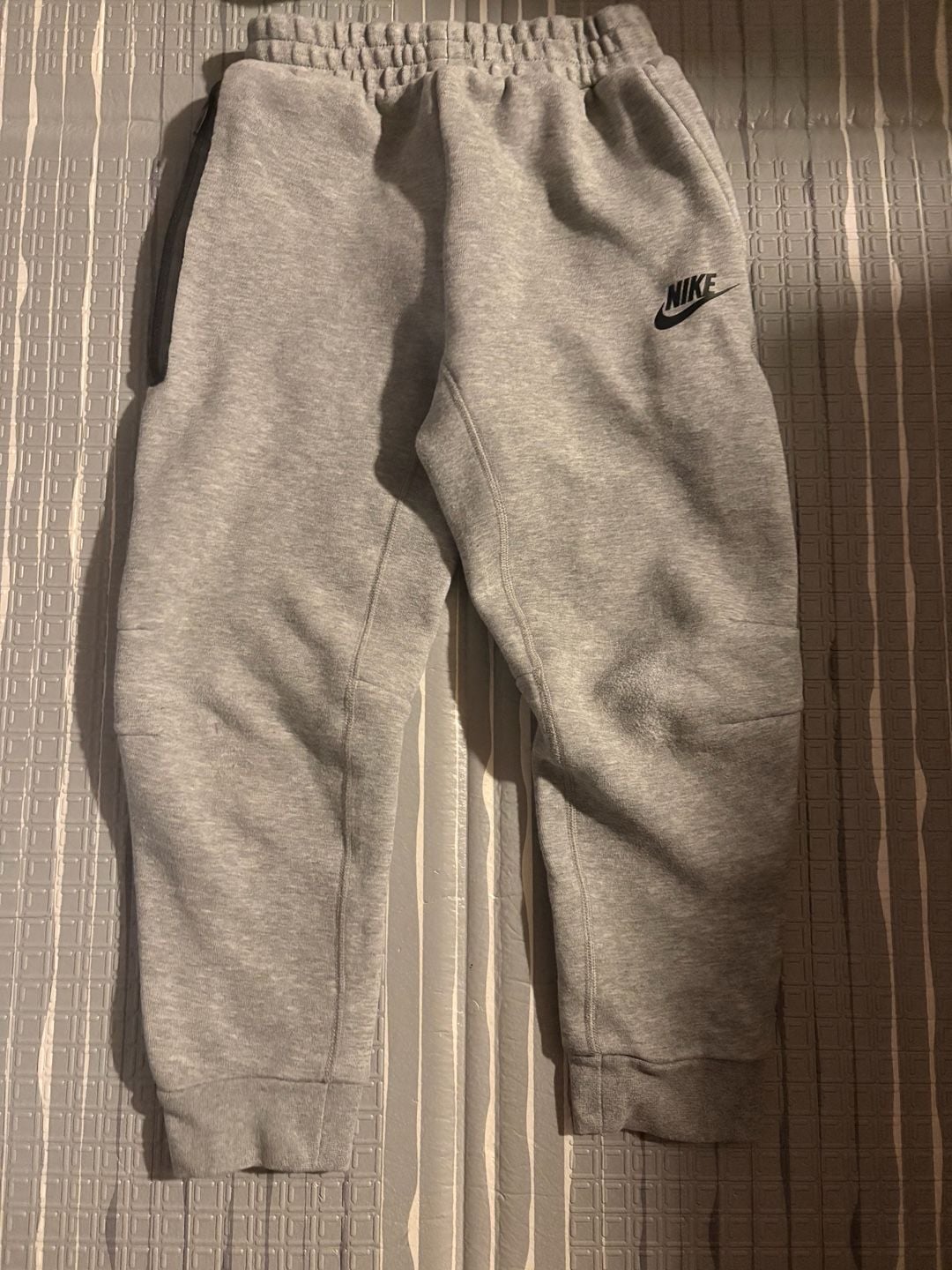 Kids Nike Tech Fleece Sweatpants Gray 2