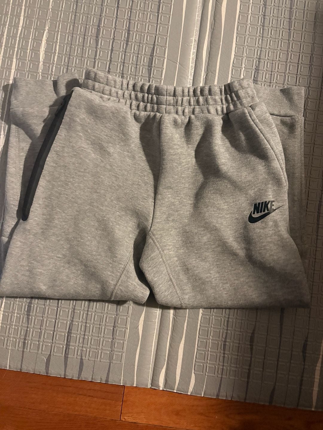 Kids Nike Tech Fleece Sweatpants Gray 3
