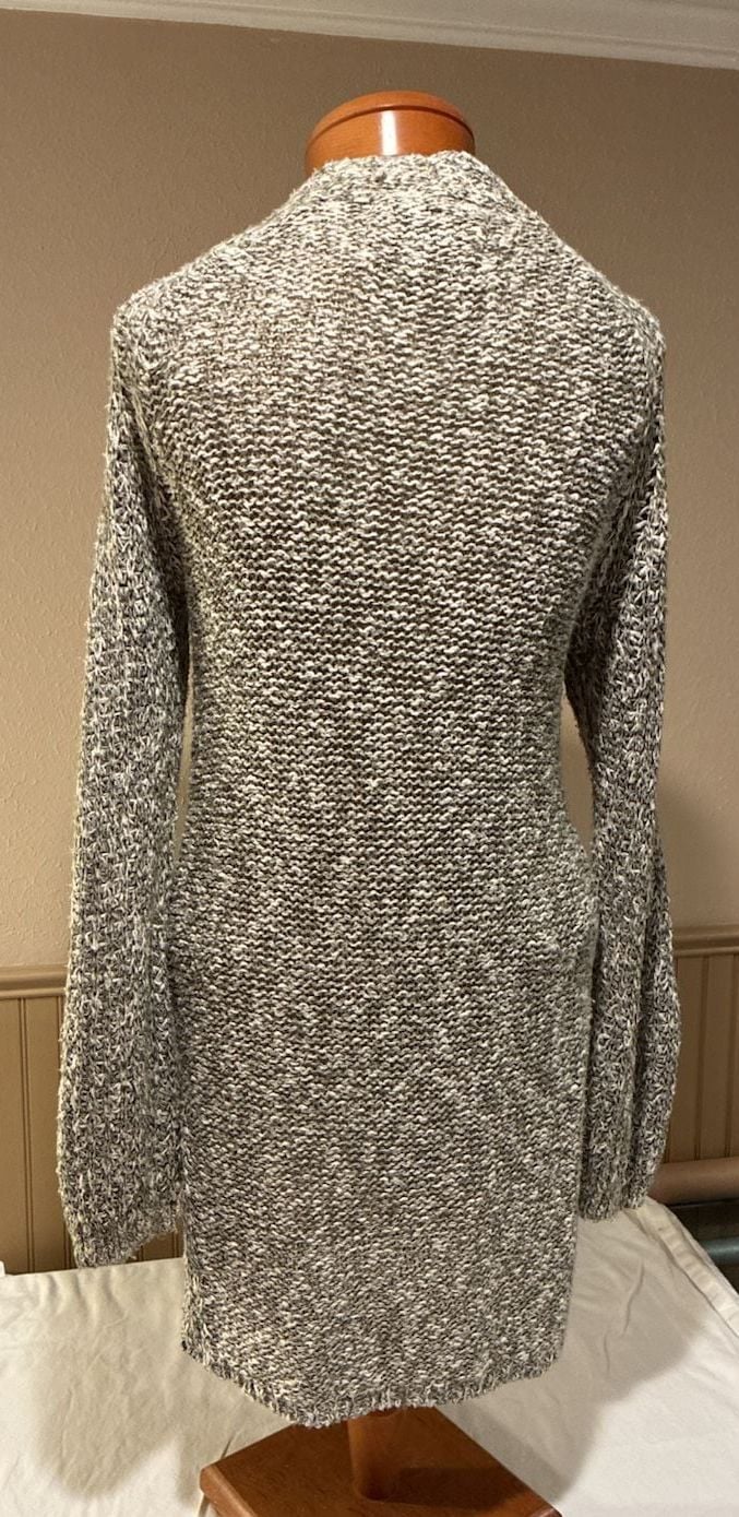 Angel of the North Cardigan Size M Gray Knit V-Neck Button Down 5