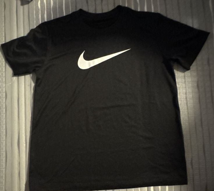 Youth Nike Swoosh T-Shirt Black White 2