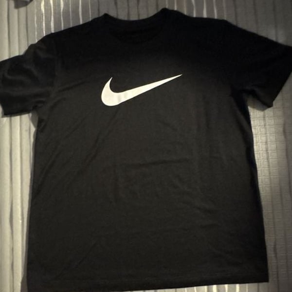 Youth Nike Swoosh T-Shirt Black White