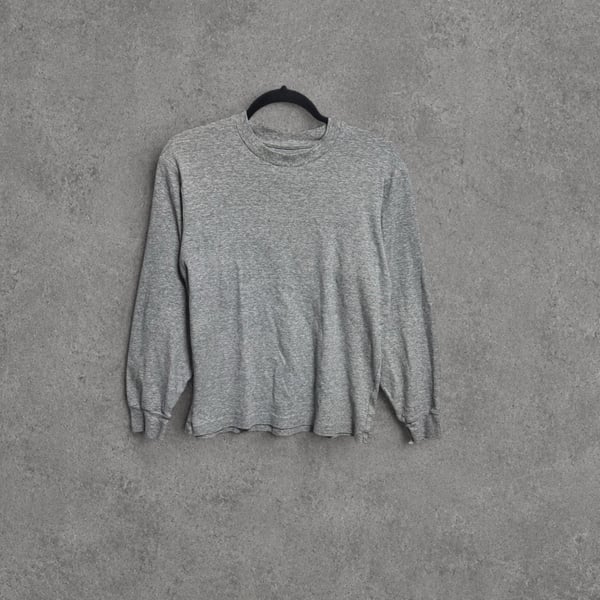 Uniqlo Long Sleeve T-Shirt
