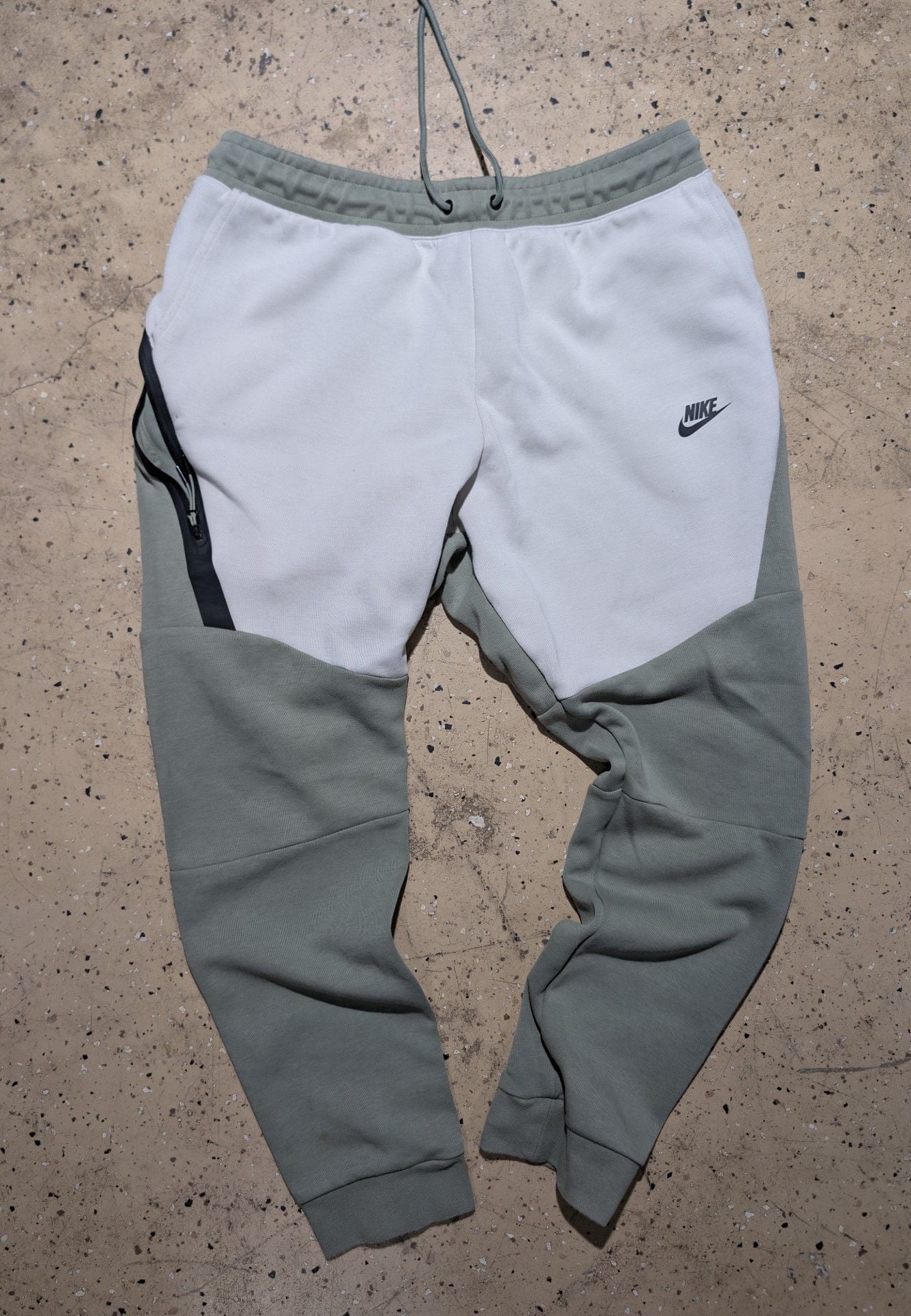 Nike Tech Fleece Set Full Zip Hoodie Size XL Green White, dm me to buy Jacket or pants seperate 3