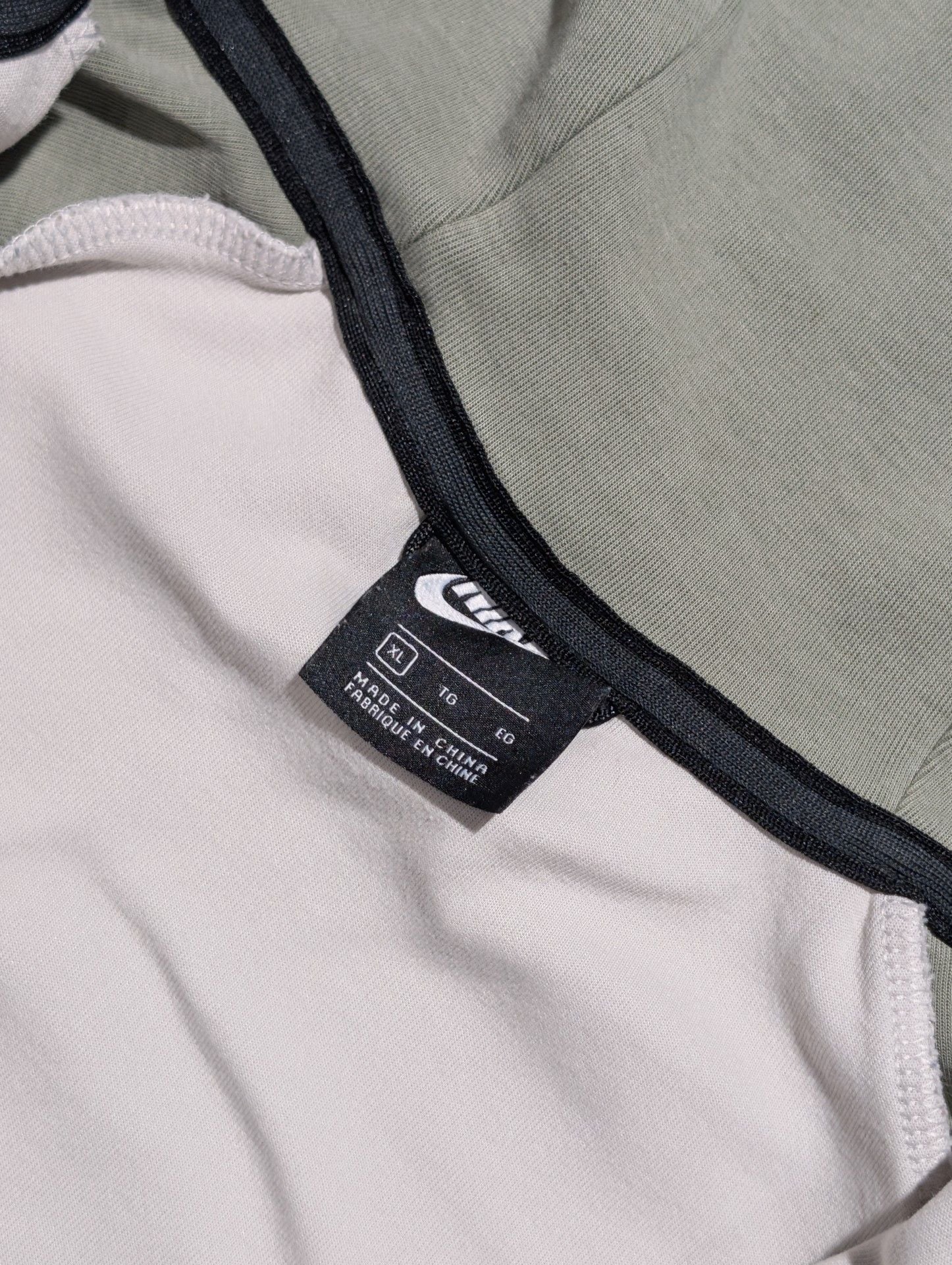 Nike Tech Fleece Set Full Zip Hoodie Size XL Green White, dm me to buy Jacket or pants seperate 4