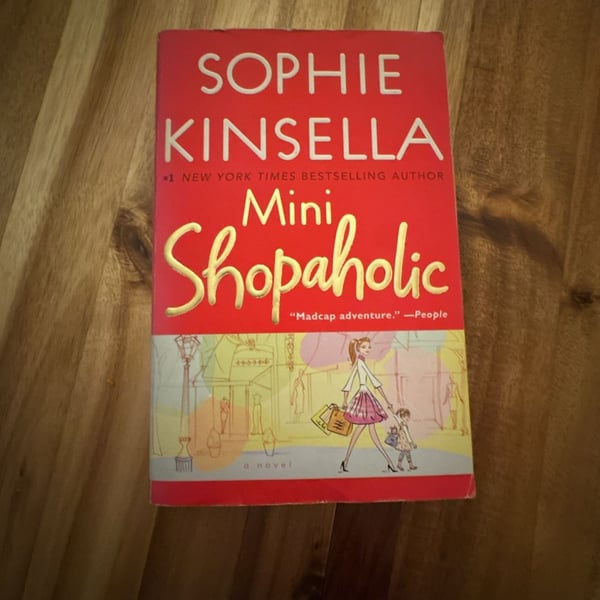 Mini Shopaholic by Sophie Kinsella Paperback Book