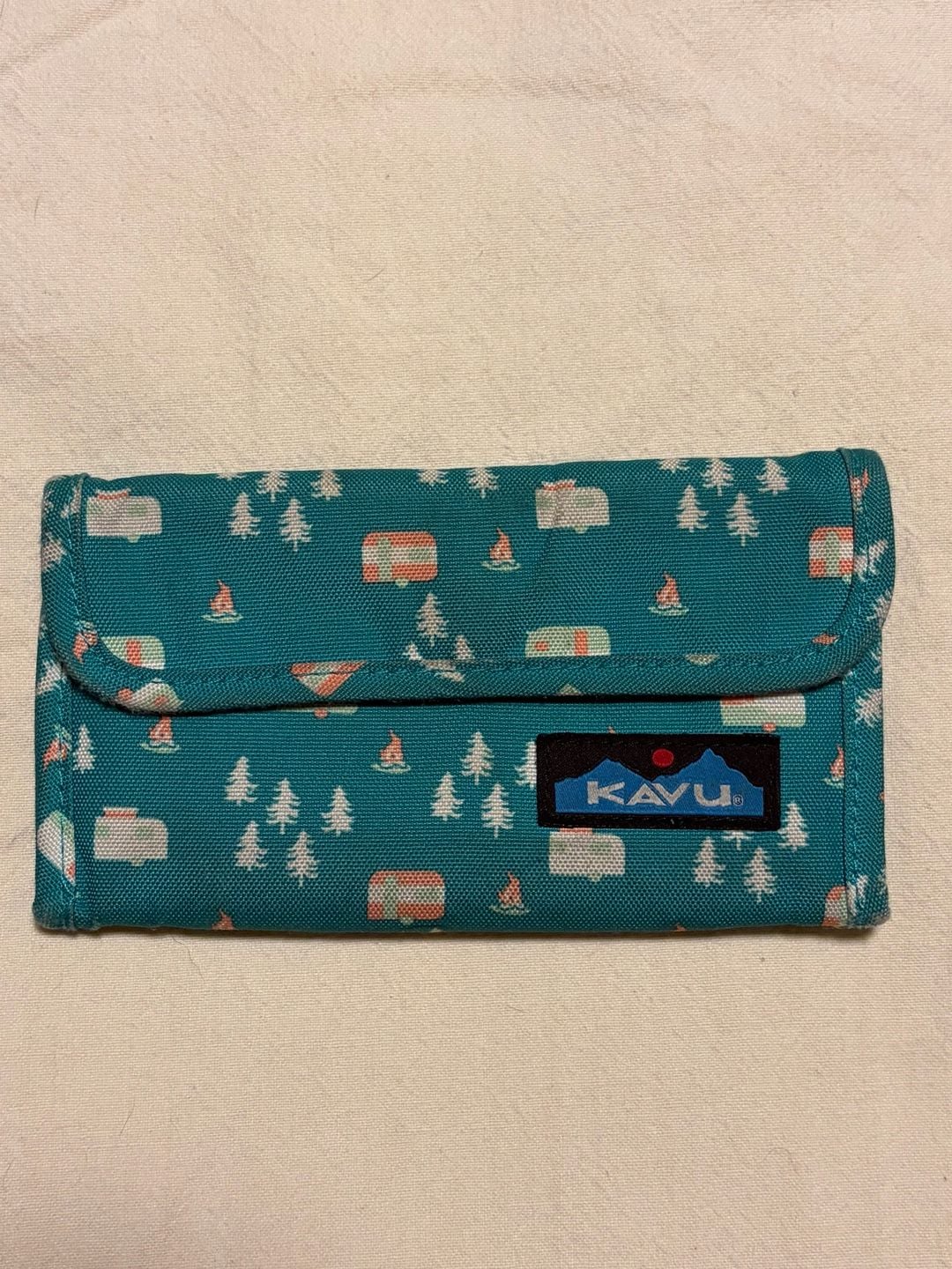 Kavu Big Spender Wallet Camping Print 2
