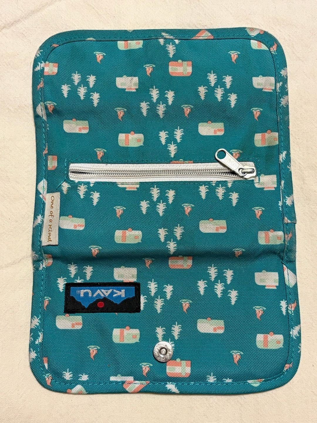 Kavu Big Spender Wallet Camping Print 4