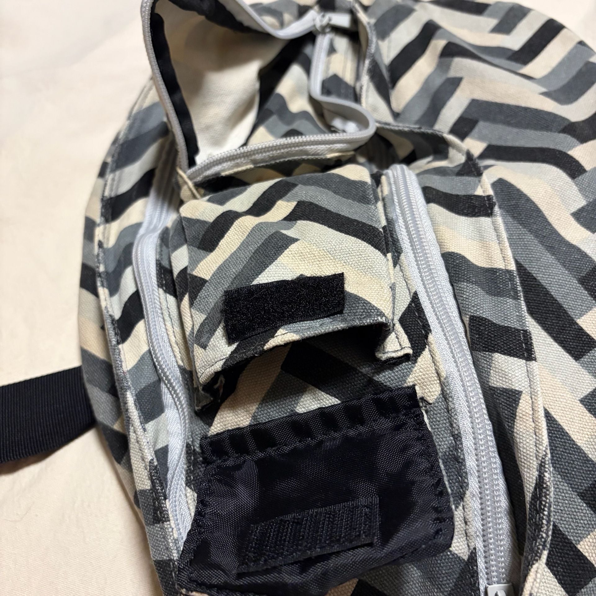 KAVU Rope Bag Crossbody Sling Stone Parquet Black Grey Cream 10
