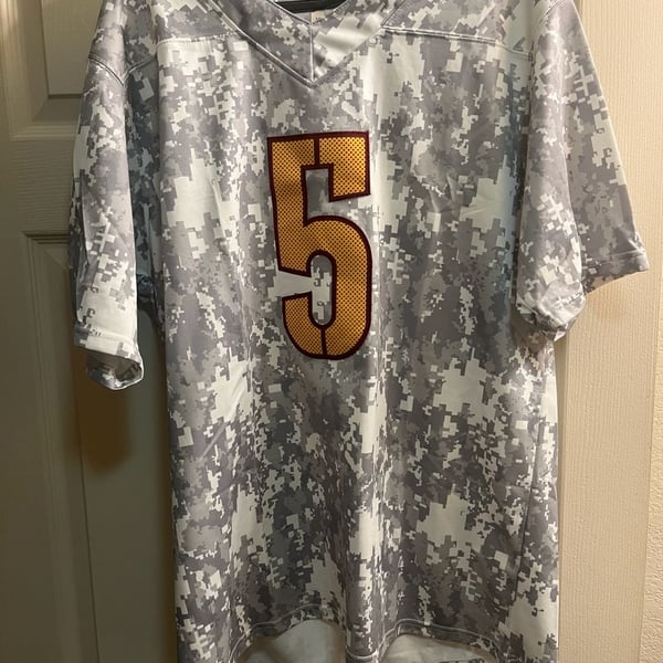  Washington Commanders Daniels Jersey Size M Camo