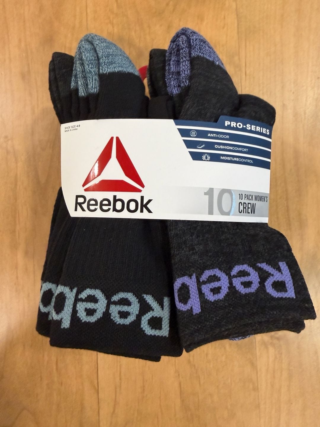 Reebok Pro Series Crew Socks Size 4-9 10-Pack Black New 1
