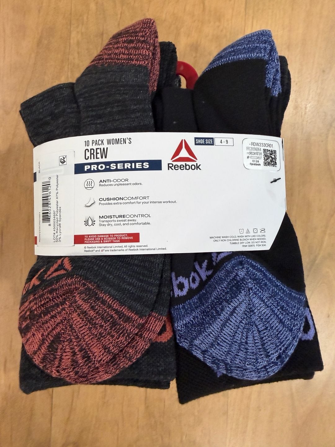 Reebok Pro Series Crew Socks Size 4-9 10-Pack Black New 3