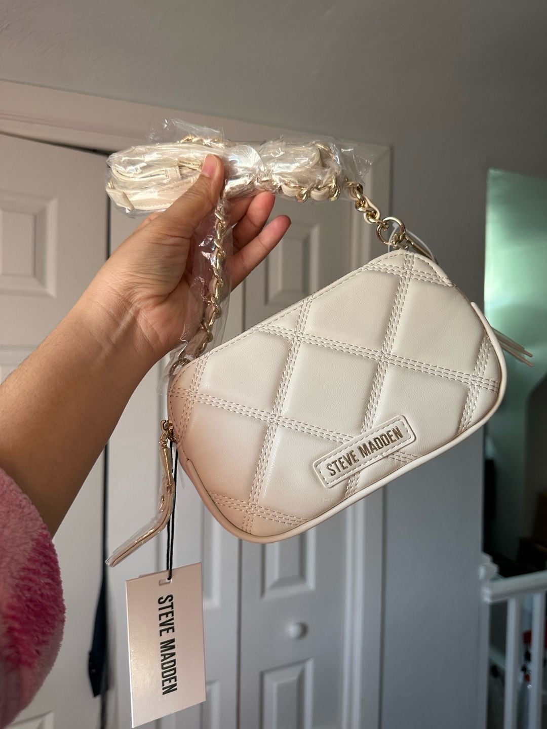 Steve Madden Bdaisy Quilted Crossbody Bag White 2